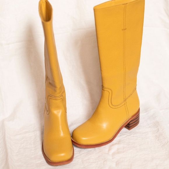 Banana Yellow/Tan Campus Style Boots Size 6.5 NWOB - Vegan Leather Knee-high ๐ข - Picture 4 of 13